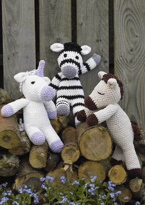 James C Brett JB933 Flutterby Chunky CROCHET pattern - Horatio Horse, Ursula Unicorn, Zachary Zebra Toy